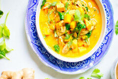 tagAlt.Juicy Chicken Breast with Oven roasted Pumpkin