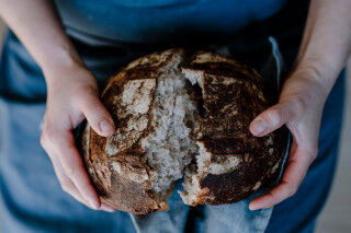 tagAlt.Rantan Fresh Baked Bread Cover