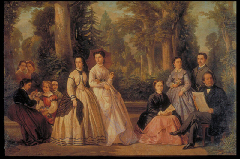tagAlt.Florio Family Color Portrait Cover