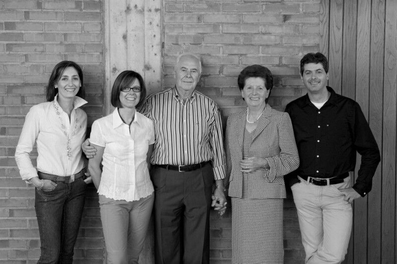 tagAlt.Tedeschi family portrait BW Cover 20211705