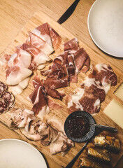 tagAlt.Meats with Umami 7