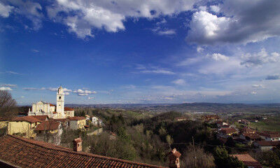 tagAlt.Roero Piedmont small town panorama 7