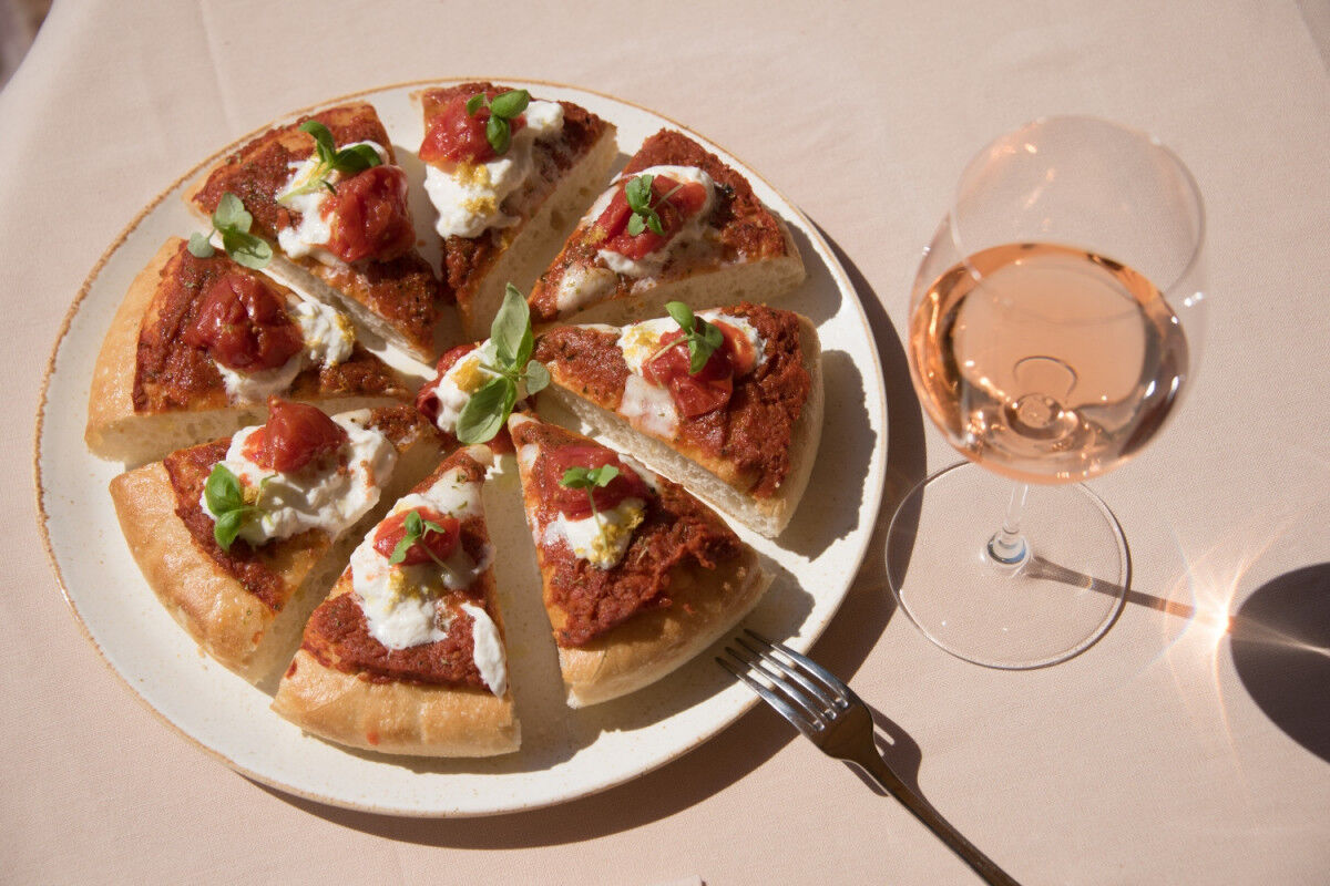 tagAlt.Chiaretto pizza and wine Cover