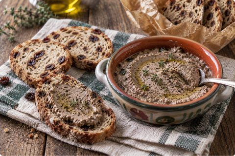 liver pate and raisin bread