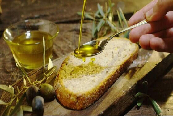 olive-oil-tuscany