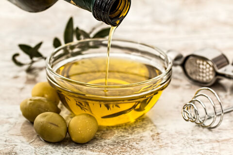 pouring olive oil