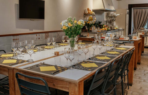table setting at mama florence