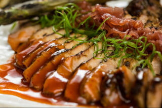 Tenderloin pork with caramelised onions