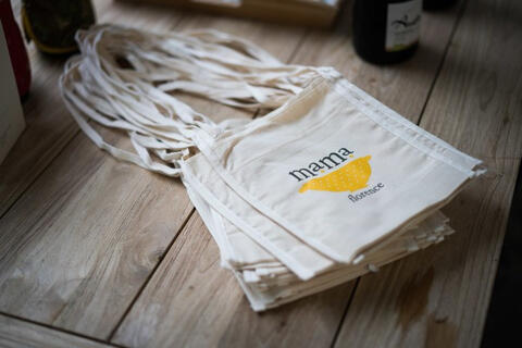 use mama grocery bags